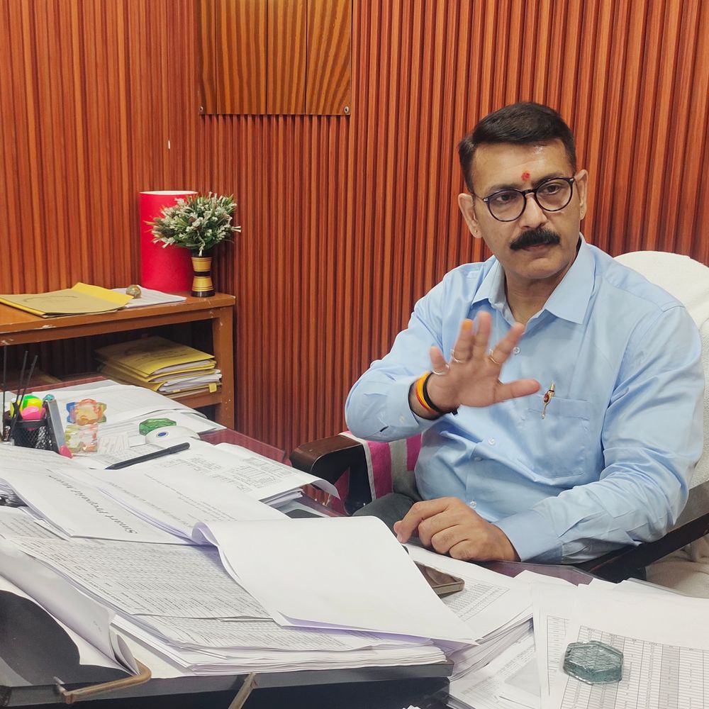 प्रयागराज में स्मार्ट मीटर अभियान को मिली रफ्तार:चीफ इंजीनियर बोले, 6 माह में 3 लाख घरों में लगेंगे स्मार्ट मीटर