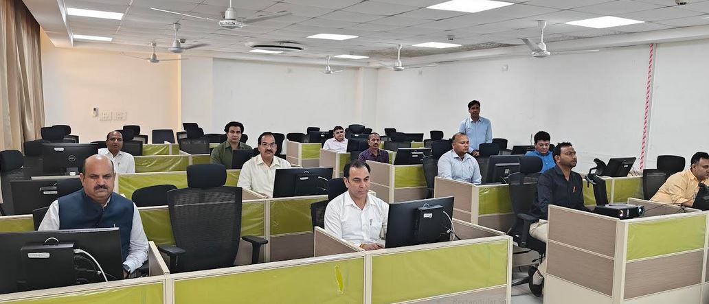 हरियाणा विधान सभा के अधिकारियों ने ली एआई की ट्रेनिंग