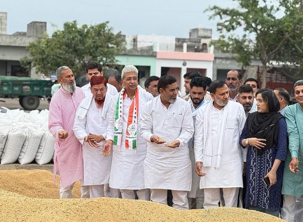 गलत नीतियों की मार झेल रहा किसान, संकट गहराया : राव नरेंद्र सिंह