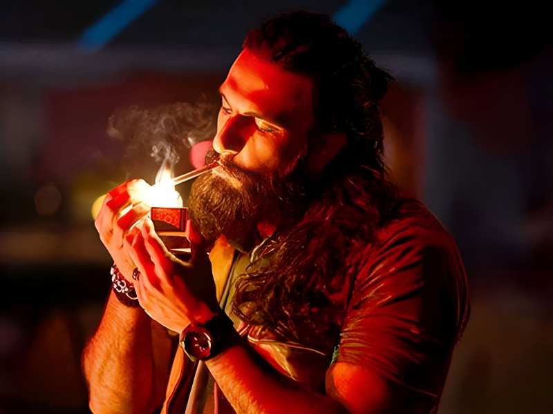 12वें दिन भी नहीं थमी रफ्तार! 900 करोड़ के करीब पहुंची ‘धुरंधर 2’, ‘पुष्पा 2’ के बाद इस रिकॉर्ड-ब्रेकर फिल्म को भी छोड़ा पीछे