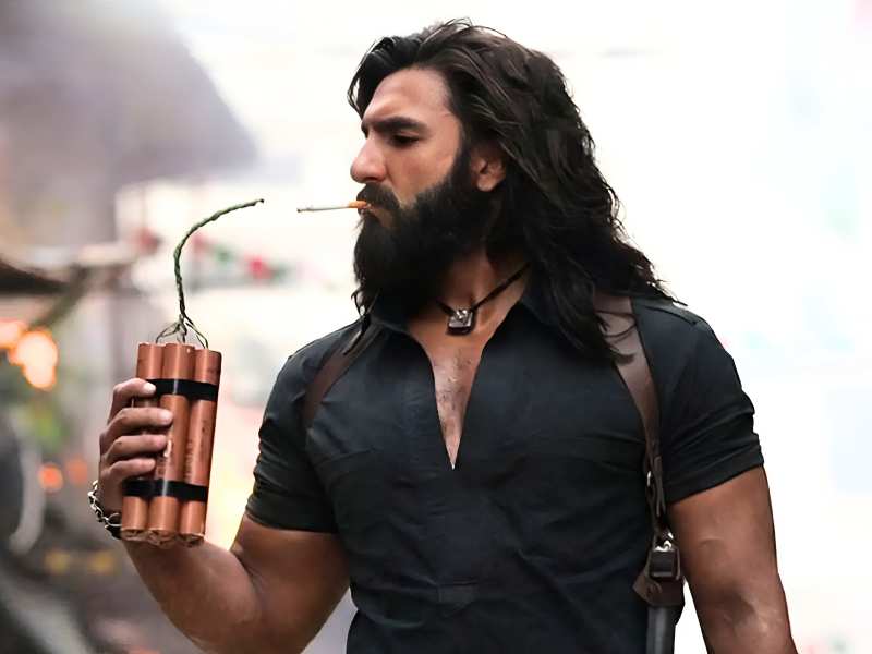 पूरी दुनिया में बज रहा ‘धुरंधर 2’ का डंका... 16 दिन में पार किए 1523 करोड़ पार, क्या तोड़ पाएगी 2000 करोड़ी ‘दंगल’ का रिकॉर्ड?