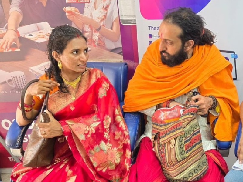 महाकुंभ के वायरल IIT बाबा ने रचाई शादी! बेंगलुरु की हाई-प्रोफाइल इंजीनियर बनीं अभय सिंह की दुल्हन, देखें तस्वीर