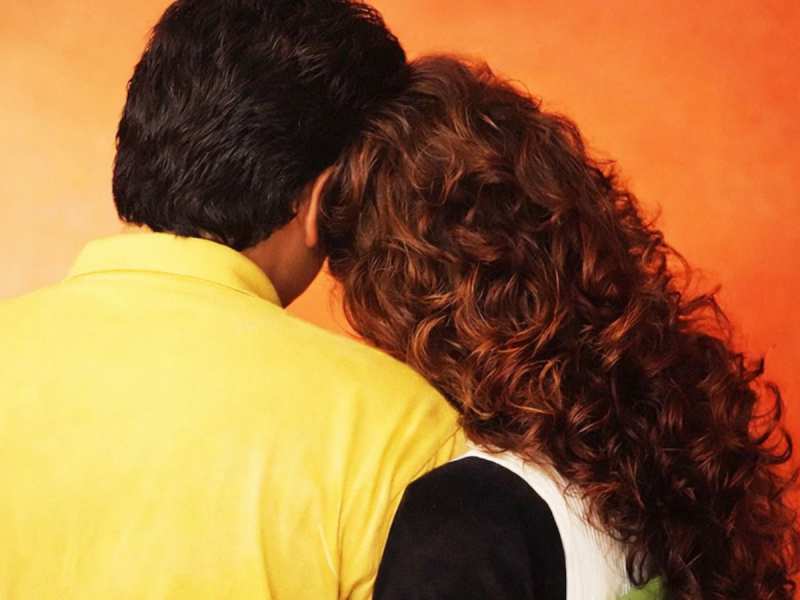 90s की वो फेवरेट जोड़ी... जिसने दीं 7 ब्लॉकबस्टर, 6 साल बड़े पर्दे पर किया राज, तभी हुआ कुछ ऐसा हमेशा के लिए अलग हो गया ये ‘गोल्डन पेयर’