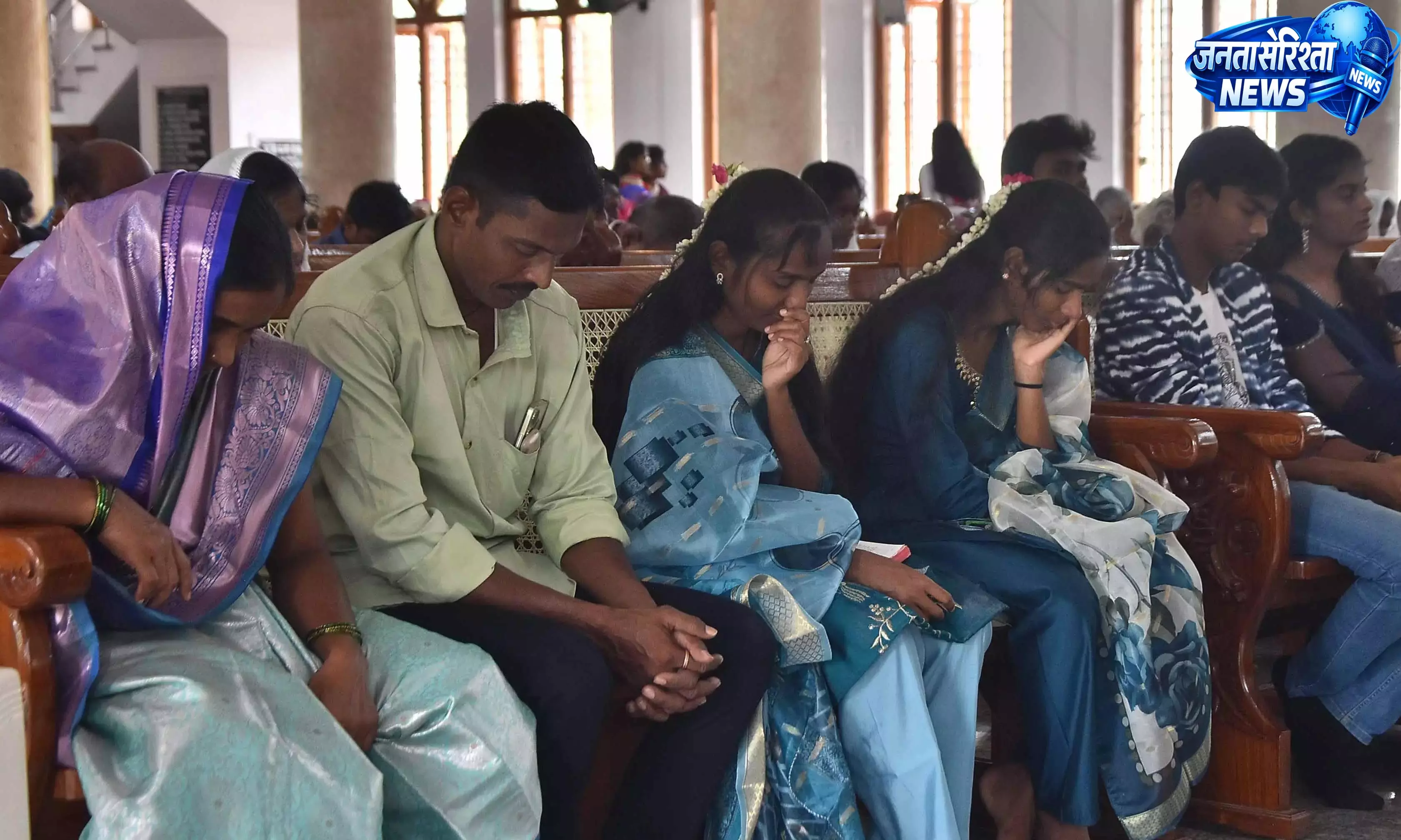 Hyderabad में सनराइज़ सर्विस, नाइट विजिल्स और स्पेशल प्रेयर के साथ ईस्टर मनाया गया