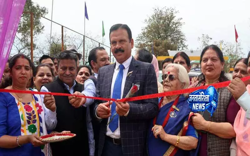 Himachal: रेड क्रॉस मेले में सामुदायिक सेवा की भावना पर प्रकाश डाला गया