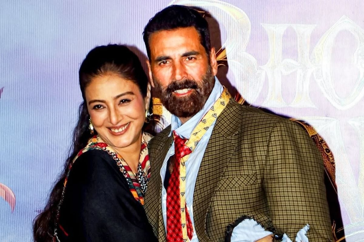 'मुझे बाइक पर पिक करने आते थे', तब्बू ने अक्षय कुमार संग याद किए पुराने दिन, दोनों साथ में सीखते थे डांस