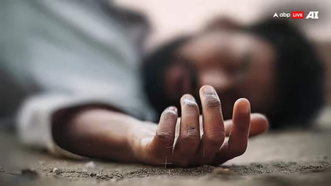 West Bengal News: फ्लैट में खून से लथपथ मिला शव! पुलिस ने बरामद किए हथियार और गोलियां