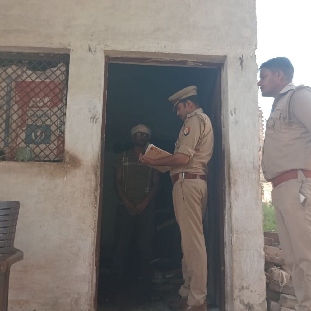 घाटमपुर में खाली घर से लाखों की चोरी:5000 की नगदी और जेवर लेकर फरार, पुलिस कर रही जांच