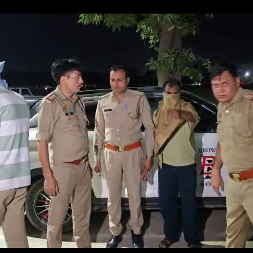 मुरादाबाद के बुद्धि विहार में पुलिस का छापा:संदिग्ध गतिविधियों का खुलासा, कई लोग हिरासत में