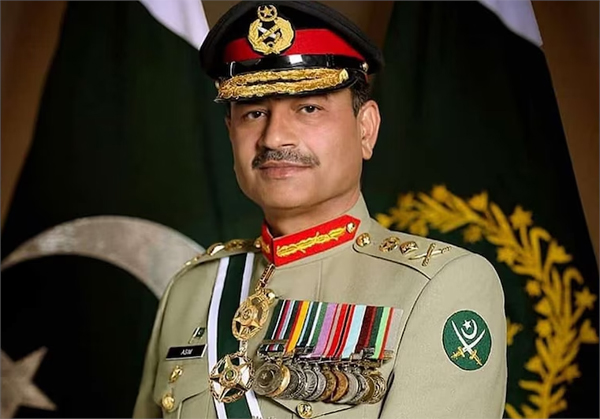 ईरान जंग में दलाली पर उतरे आसिम मुनीर! पर्दे के पीछे से पाकिस्तान कर रहा गंदा खेल