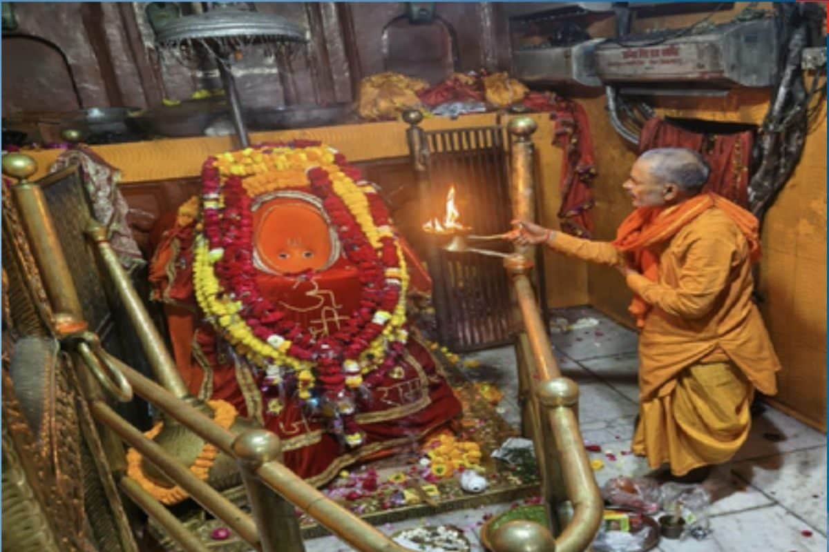 Hanuman Jayanti 2026: संजीवनी लेने गए हनुमानजी ने यहीं किया था कालनेमि नामक राक्षस का वध, रामायण काल से है इस मंदिर का संबंध