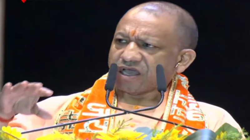 CM योगी की फिल्म निर्माताओं से अपील, अपराधियों को ‘हीरो’ बताने से करें परहेज: काशी में बोले- प्रेरणादायक राष्ट्र निर्माण वाली फिल्मों से मिलेगी समाज को सही दिशा