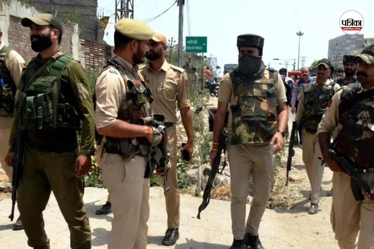 LeT टेरर मॉड्यूल का भंडाफोड़, 2 आतंकी समेत 5 लोग गिरफ्तार