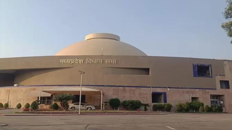 Madhya Pradesh में राज्यसभा चुनाव से पहले सियासी हलचल तेज, BJP तीसरा उम्मीदवार उतार सकती है