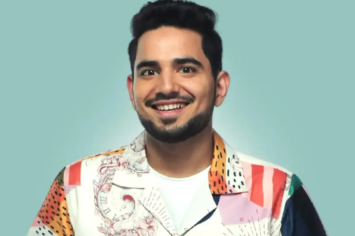 Samay Raina ने नए स्टैंड-अप स्पेशल “Still Alive” की घोषणा की, एक बार फिर सुर्ख़ियाँ बटोरने को तैयार