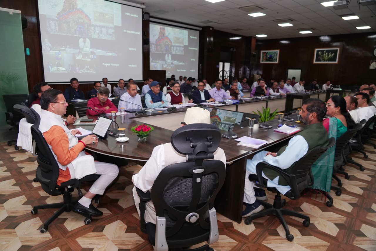 मुख्यमंत्री ने की 5 विधानसभाओं की सीएम घोषणाओं की समीक्षा