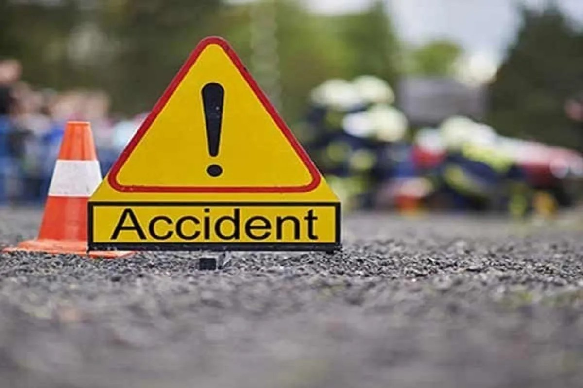 बिजनेसमैन के बेटे ने बाइक पर चढ़ाई कार, 23 साल की लड़की की मौत, साथी गंभीर घायल