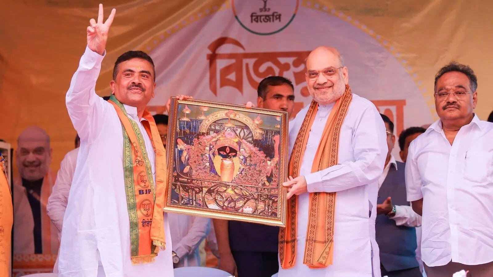 पश्चिम बंगाल में महिलाओं को साधने के बीजेपी ने खेला बड़ा दांव, संकल्प पत्र में किए 7 बड़े वादे, जानें