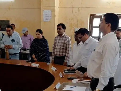 फर्रुखाबाद सिटी मजिस्ट्रेट संजय कुमार बंसल का निधन:श्रद्धांजलि, गंभीर बीमारियों से पीड़ित थे