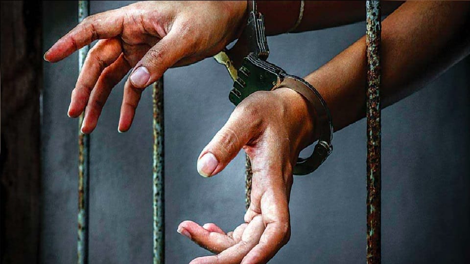 दिल्ली में डबल एनकाउंटर:देर रात गूंजी गोलियां, पुलिस ने दो शातिर बदमाशों को दबोचा, दोनों के पैर में लगी गोली – Delhi: Two Arrested After Separate Late-night Shootouts With Police
