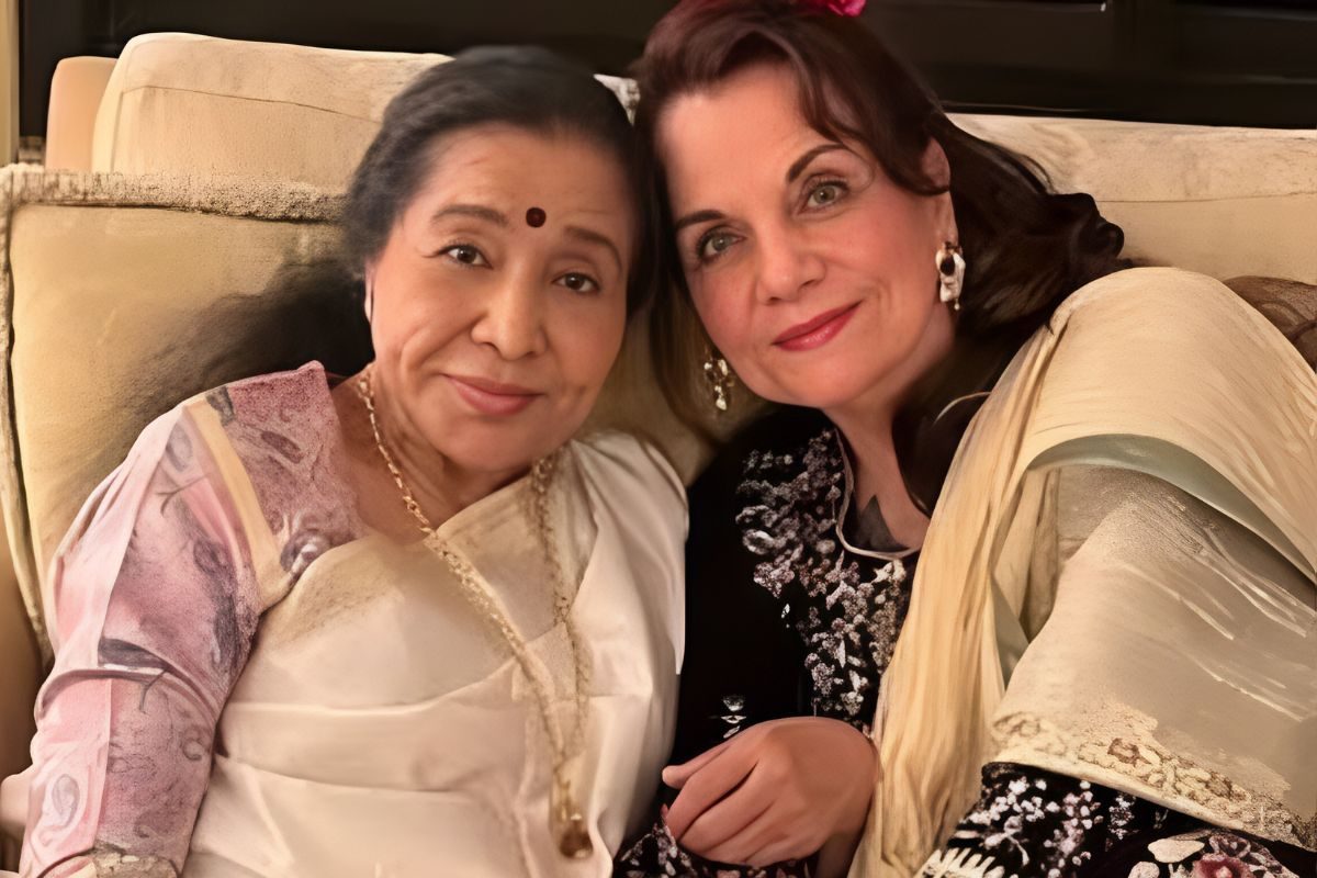 'उनकी हालत बेहद नाजुक थी', कैसे थे आशा भोसले के आखिरी पल? याद कर भावुक हुईं करीबी दोस्त मुमताज