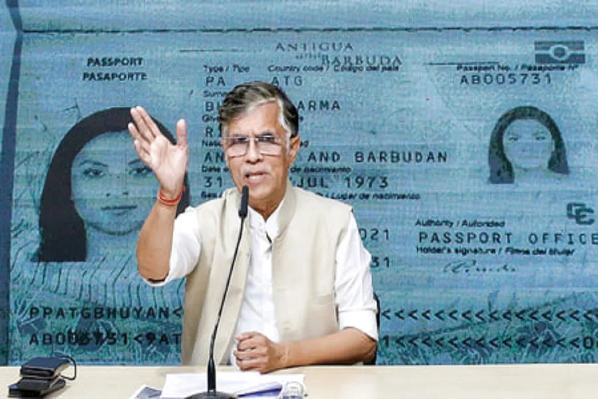 ‘वे घर पर नहीं हैं, हम उन्हें ढूंढ निकालेंगे’, पवन खेड़ा की तलाश कर रही असम पुलिस का बयान आया सामने