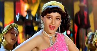 Bollywood Superhit : एक दो तीन' गाने का दिलचस्प किस्सा गणेश पंडाल के शोर में लिखा गया था माधुरी दीक्षित का यह सुपरहिट नंबर
