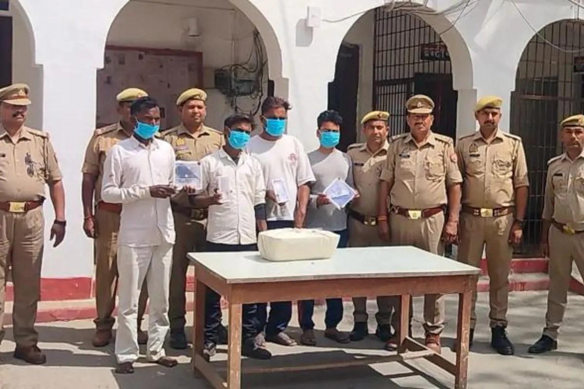 बहराइच में जाली नोट छापने वाले गैंग के चार सदस्य गिरफ्तार, नकली नोट प्रिंटर एवं अन्य उपकरण बरामद