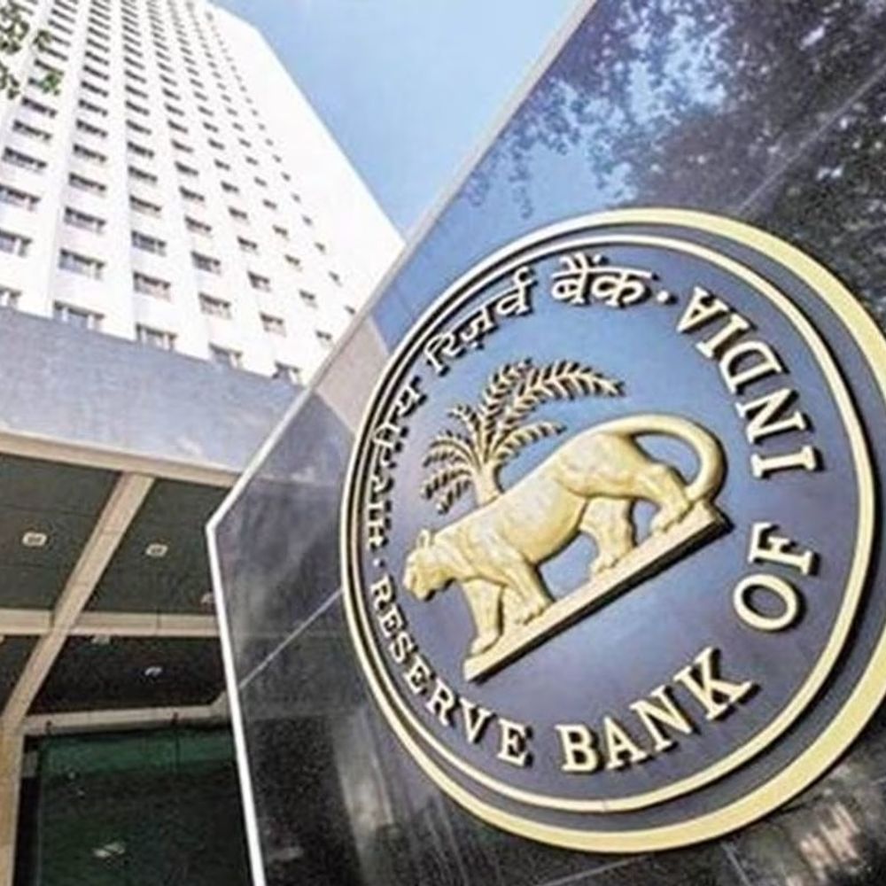 RBI मीटिंग में ब्याज दर में बदलाव की संभावना कम:SBI रिसर्च-ग्लोबल अनिश्चितता और कच्चे तेल की कीमतें इसका कारण, अभी रेपो रेट 5.25% पर