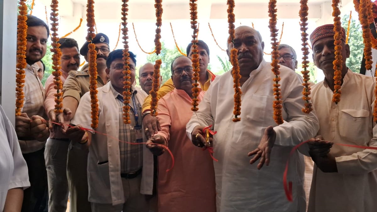 Ambedkar Nagar News: ट्रामा सेंटर शुरू, सड़क हादसों में घायलों को मिलेगा तत्काल इलाज