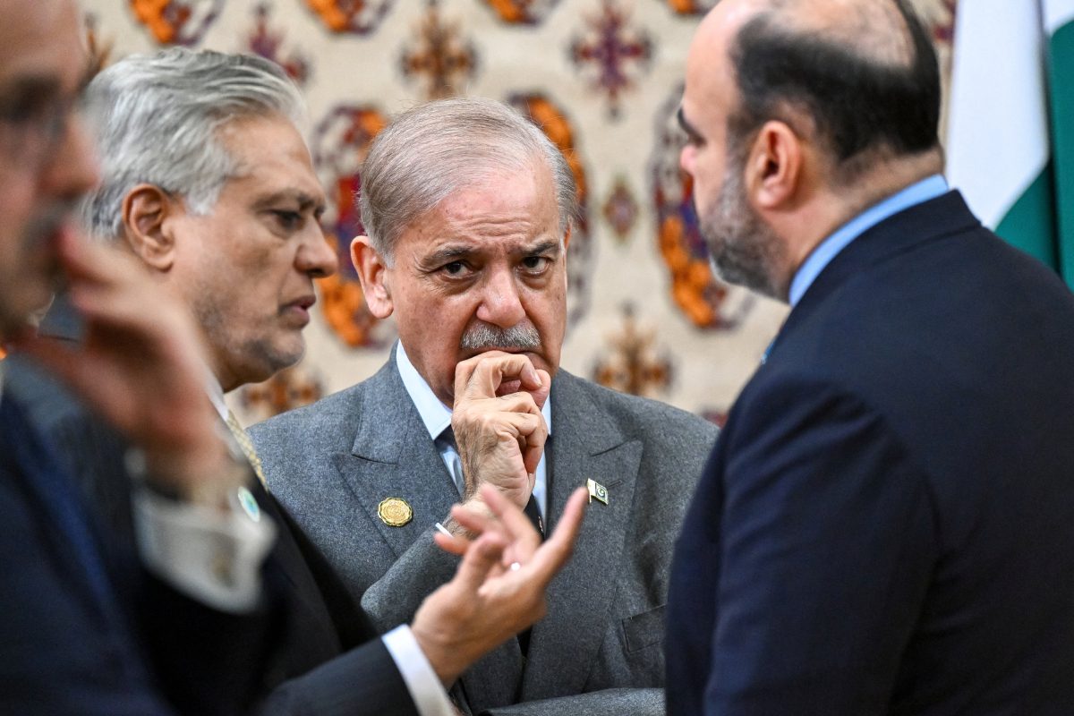 दलाली नहीं तो क्या करे पाकिस्तान, समझौते के नाम पर सऊदी ने ठगा! ईरान युद्ध न रुका तो हो जाएगा बर्बाद