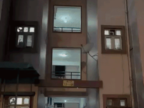 बैंक सेल्स मैनेजर के घर 17 लाख के जेवर चोरी:पति-पत्नी सुबह खाटू श्यामजी गए थे, शाम को लौटे तो ताले टूटे मिले